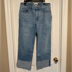 Abercrombie & Fitch The Baggy Midrise